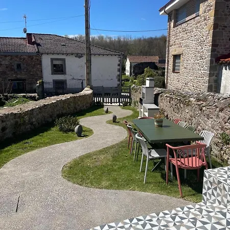 Holiday home Lacasadfontibre Fontibre